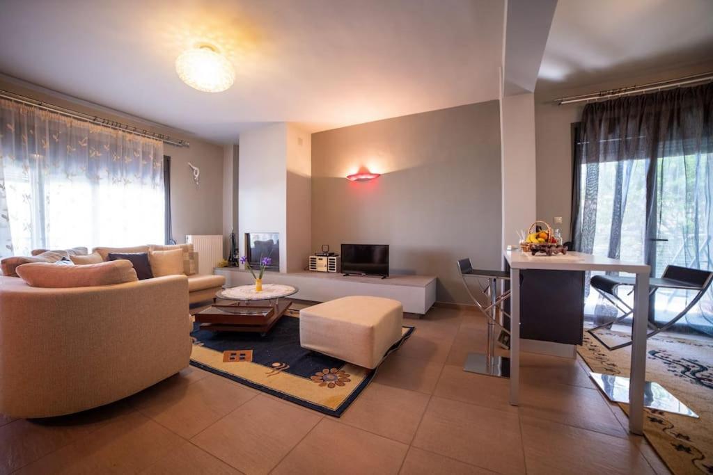 Apartment House Tríkala